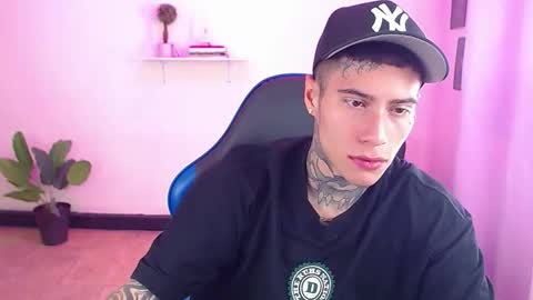 Thomas online show from December 3, 2:56 pm