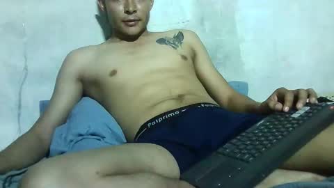 Snapshot of sex_boy9_ chatting on October 21, 11:51 pm sex boy9 online show from October 21, 11:51 pm