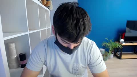 Tommy online show from January 27, 7:24 am