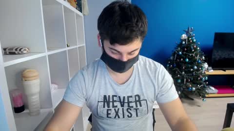 Tommy online show from January 9, 8:22 pm