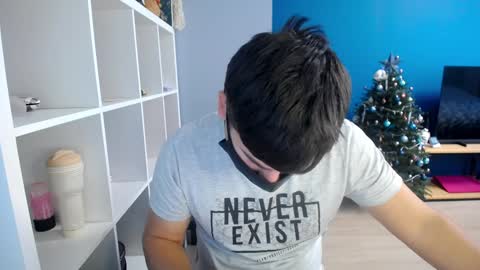 Tommy online show from January 6, 7:52 am