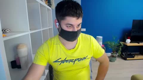 Tommy online show from February 25, 8:19 pm