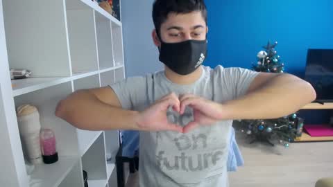 Tommy online show from December 27, 8:24 am