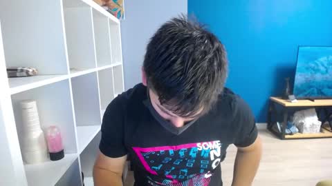 Tommy online show from December 19, 7:07 pm