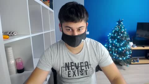 Tommy online show from December 22, 7:10 pm