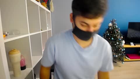 Tommy online show from January 2, 10:26 am