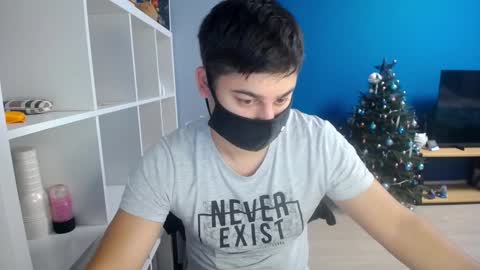 Tommy online show from December 23, 8:11 am