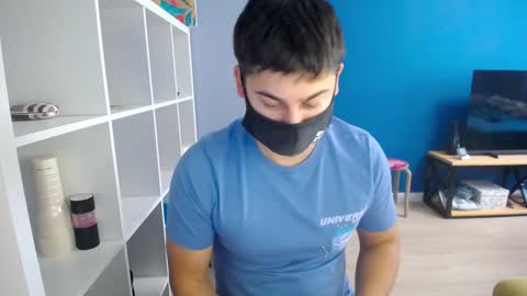 Tommy online show from December 17, 8:34 am