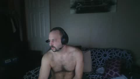 Snapshot of sexypeople4204u chatting on February 28, 5:59 am sexypeople4204u online show from February 28, 5:59 am