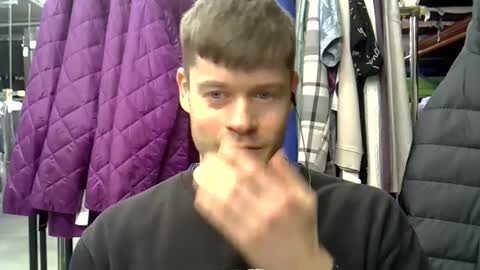 Snapshot of sexypornhot chatting on January 10, 6:20 am Erikson online show from January 10, 6:20 am