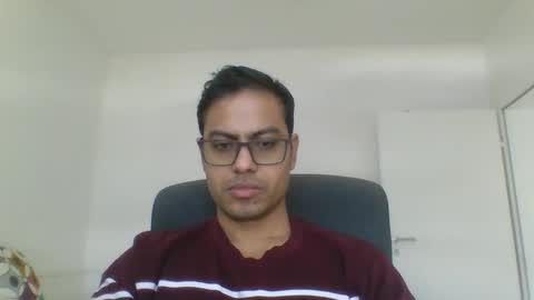 Snapshot of sharmamanxyz chatting on February 17, 12:48 pm sharmamanxyz online show from February 17, 12:48 pm