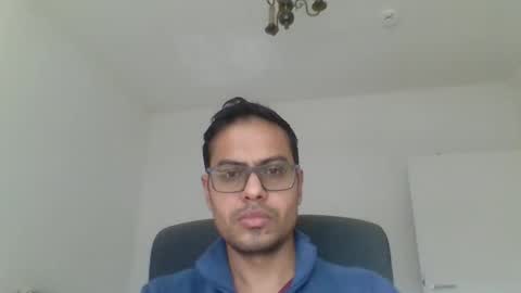 Snapshot of sharmamanxyz chatting on February 21, 10:17 am sharmamanxyz online show from February 21, 10:17 am