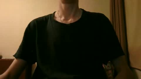 Snapshot of shedevr02 chatting on October 12, 1:49 pm Roger online show from October 12, 1:49 pm