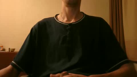 Snapshot of shedevr02 chatting on October 17, 5:17 pm Roger online show from October 17, 5:17 pm