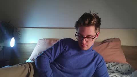 Matthew online show from January 14, 8:23 pm