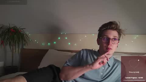 Matthew online show from January 5, 11:08 pm