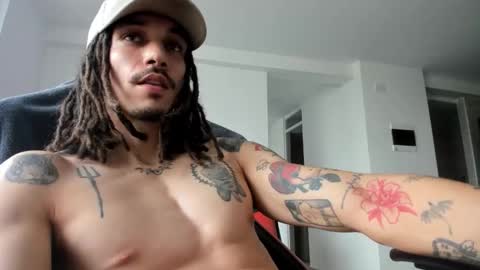 -- online show from February 1, 1:54 pm