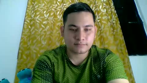 short_daddy777 online show from April 28, 2:27 am