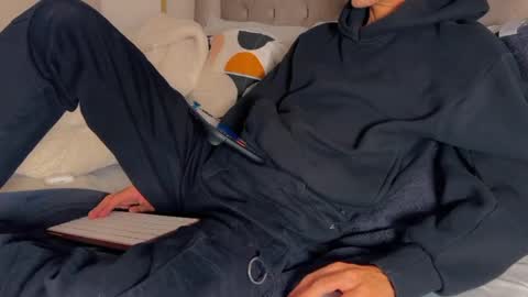 shydude666 online show from December 3, 11:00 pm