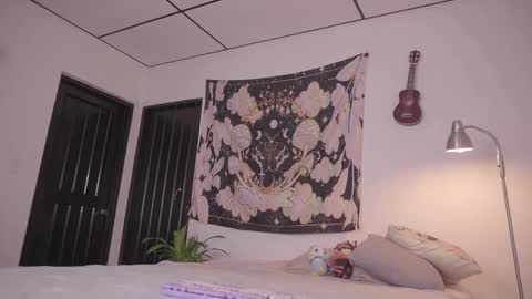 Little Sunshine online show from October 23, 8:23 pm