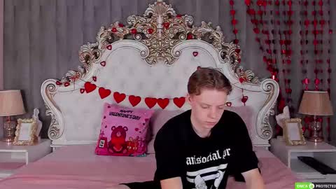 Simon online show from February 24, 8:48 am