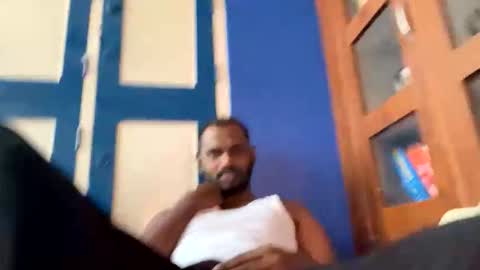 singletamilboy2 online show from March 17, 9:45 am