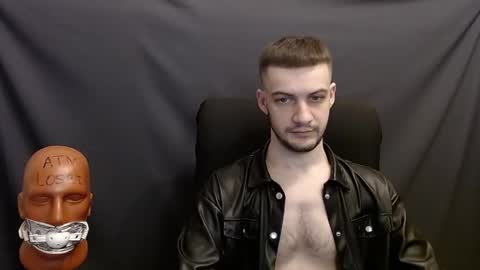 Sir Damien online show from December 25, 8:39 pm