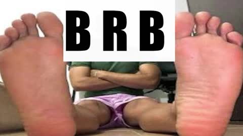 only foot                         worshipers here online show from February 18, 1:04 am