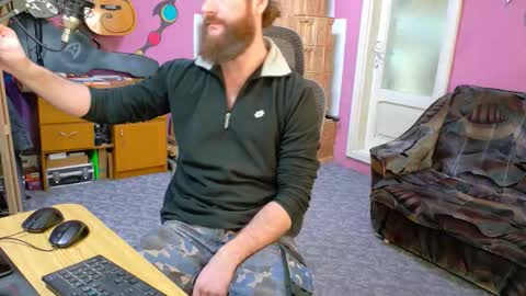 I am The Fourth and only Sir. Pelo online show from February 19, 11:28 am