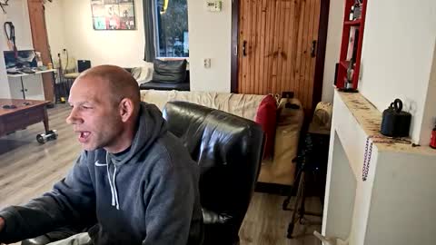 Petra online show from March 15, 5:52 pm