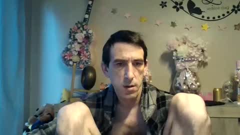 SkinnyBigCock2 online show from November 30, 8:16 am