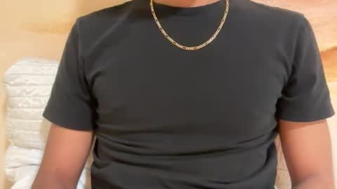 Snapshot of skinnypapi chatting on October 16, 1:57 am papi online show from October 16, 1:57 am