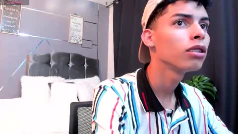 Daniel online show from November 20, 3:28 am