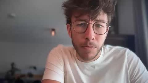 skyisthelimit1995 online show from February 8, 10:32 am