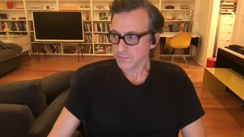 Skyline3371 online show from December 8, 6:54 am