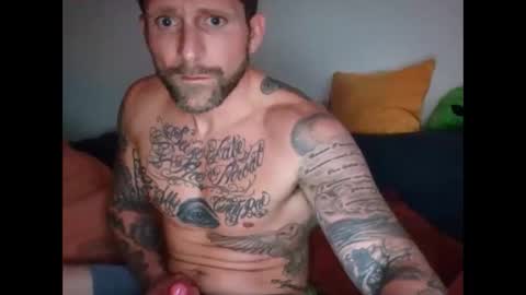 slick9thic07 online show from October 23, 2:53 pm