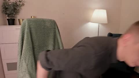 Andy online show from March 26, 8:24 pm