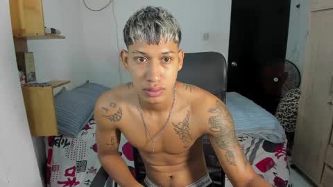 slim_master12 online show from February 5, 12:38 pm