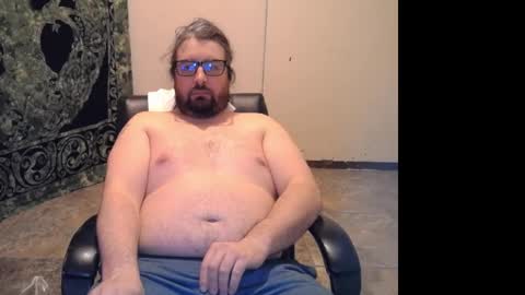 Snapshot of slimdizzy64 chatting on February 26, 12:05 am slave drew or slut online show from February 26, 12:05 am