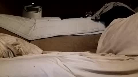 slutbreeze101 online show from November 11, 5:34 am