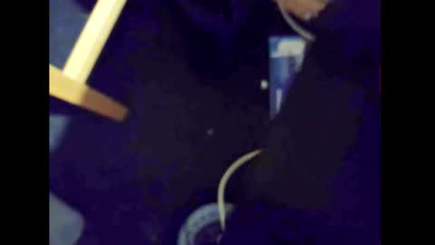 Small Hairy Uncut online show from April 5, 3:58 am