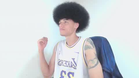 Smith Gael online show from February 20, 9:27 pm