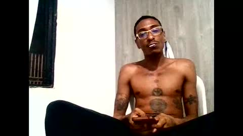 smokepurxxx online show from April 17, 4:37 am