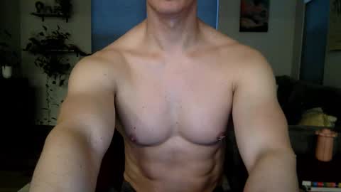 Snapshot of smoothflexiblemuscle chatting on January 7, 3:22 pm SmoothFlexibleMuscle online show from January 7, 3:22 pm