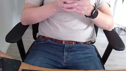 Sneakybill online show from March 23, 7:03 am