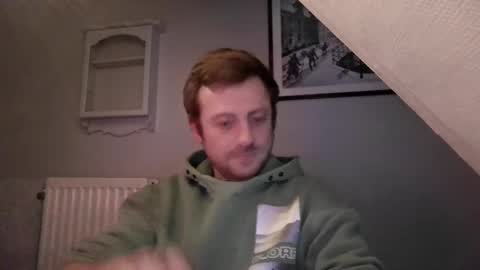 snoecks online show from April 11, 4:54 pm