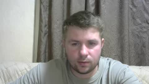 Snapshot of snowyqred chatting on September 11, 5:45 pm Arthur online show from September 11, 5:45 pm