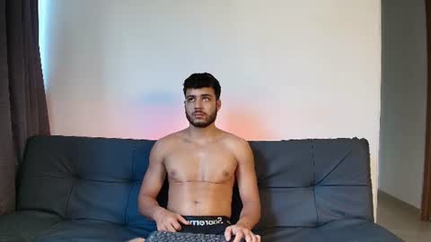 SofiaxGeordi help me get to 100  online show from June 23, 8:45 pm