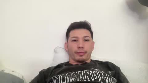 solodaddyxxx online show from February 25, 7:37 pm