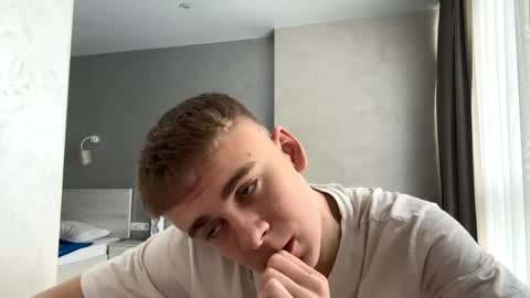 Jett online show from April 16, 8:25 am